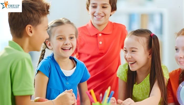 Giúp trẻ phát triển về khả năng ngôn ngữ và diễn đạt