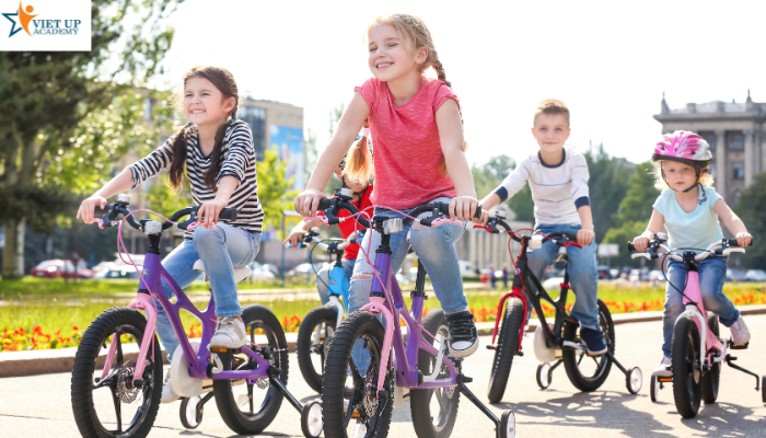 Xây dựng sự tự lập cho trẻ bằng việc học cách đi xe đạp