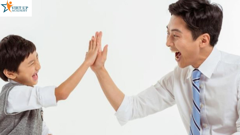 Lời khen ảnh hưởng rất nhiều đến tâm lý của trẻ