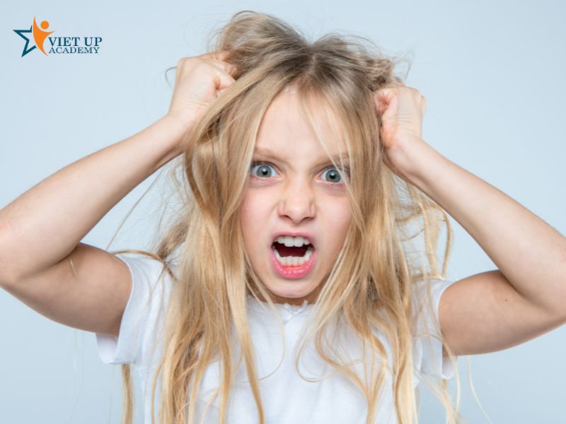 Dạy trẻ luôn giữ bình tĩnh khi khó chịu