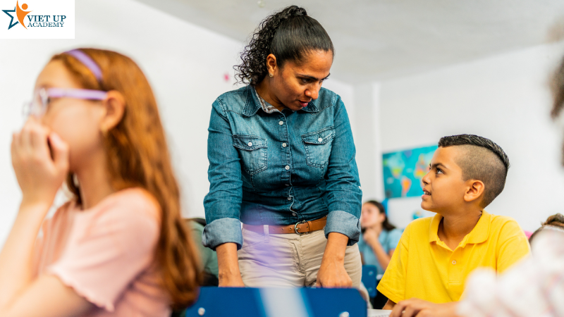 Dạy trẻ cách nói ra và tìm kiếm sự giúp đở từ người lớn